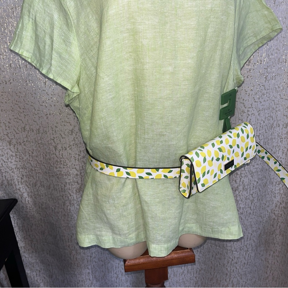 Kate Spade lemon printed belted purse.